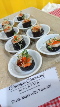 catering services presented by canape catering malaysia for enerz indooor extreme park usj